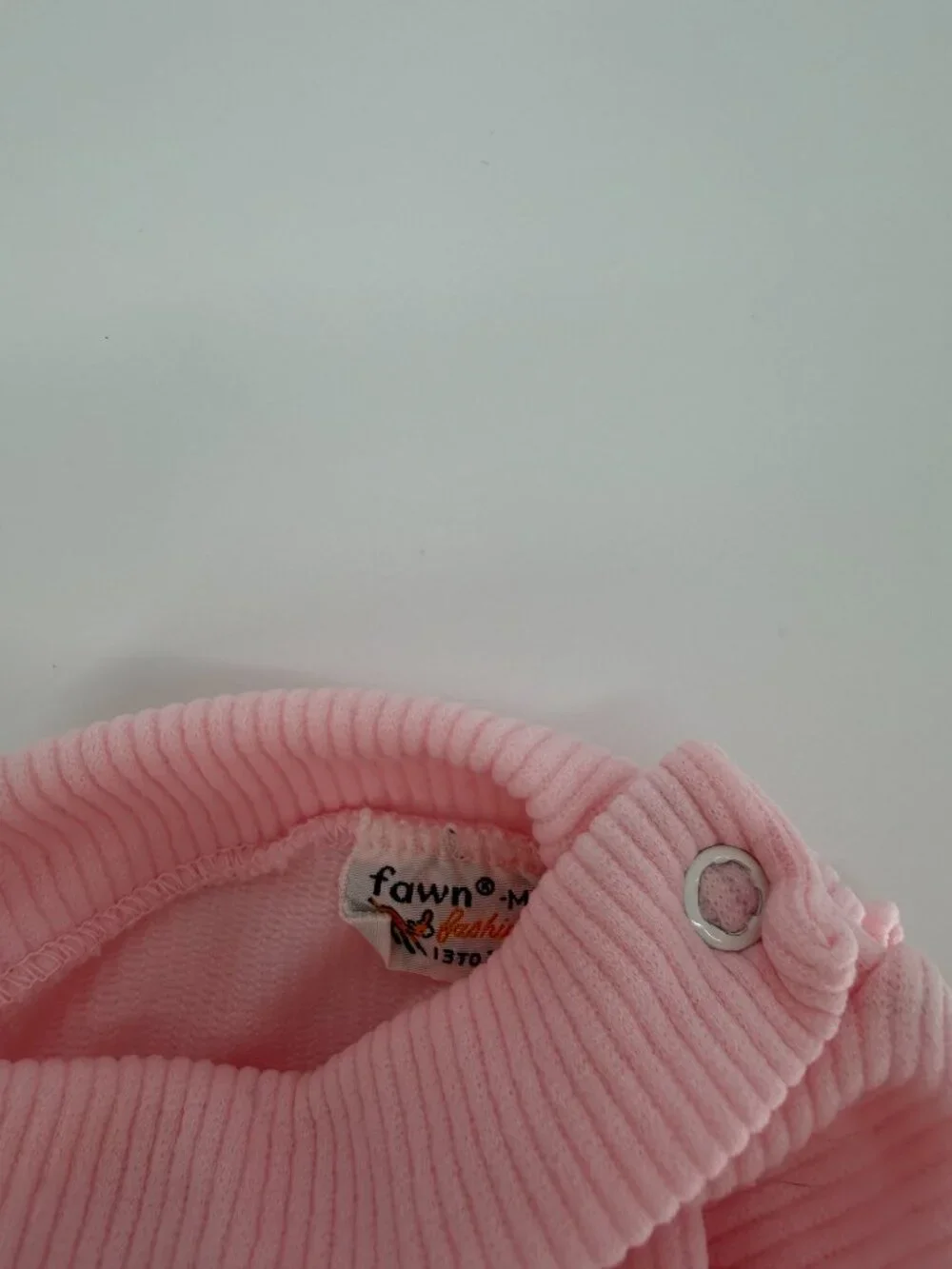 Vintage Fawn Togs 2-piece Baby outfit, pink 13-20 pounds